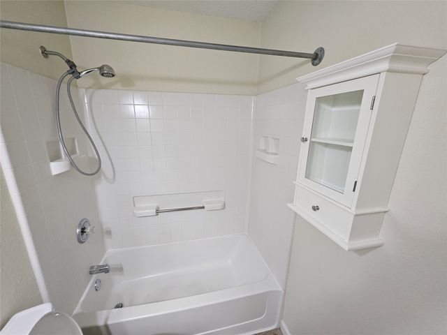 1608 Merritt Drive, Mansfield, TX 76063