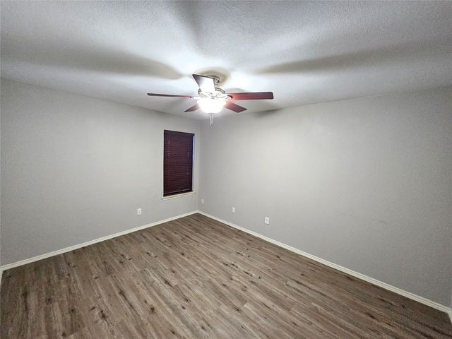 1608 Merritt Drive, Mansfield, TX 76063