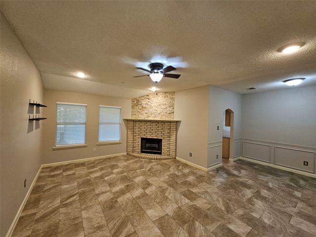 1608 Merritt Drive, Mansfield, TX 76063