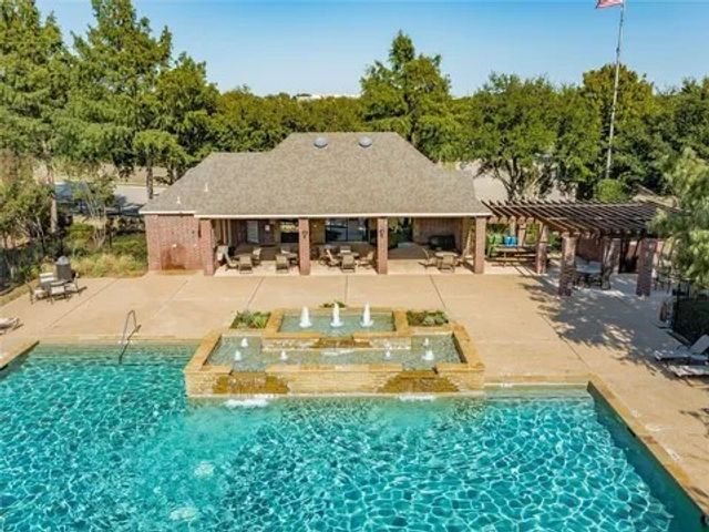 2573 Jacobson Drive, Lewisville, TX 75067