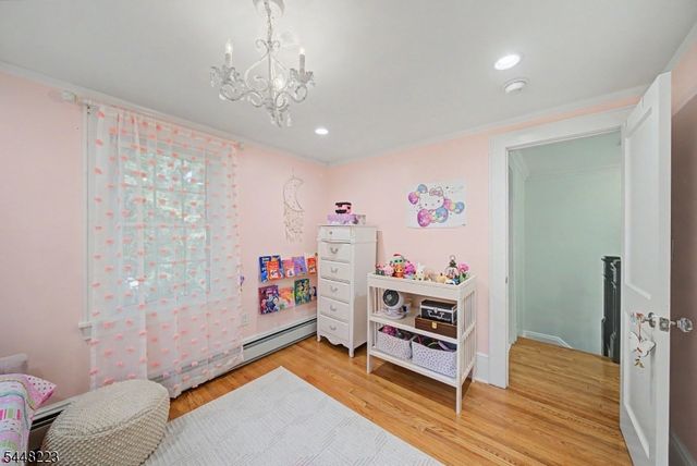 1 Warwick Rd, Mountain Lakes Boro, NJ 07046