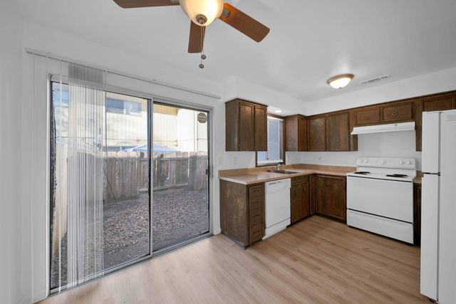 1091 Del Sol Place, Redding, CA 96002