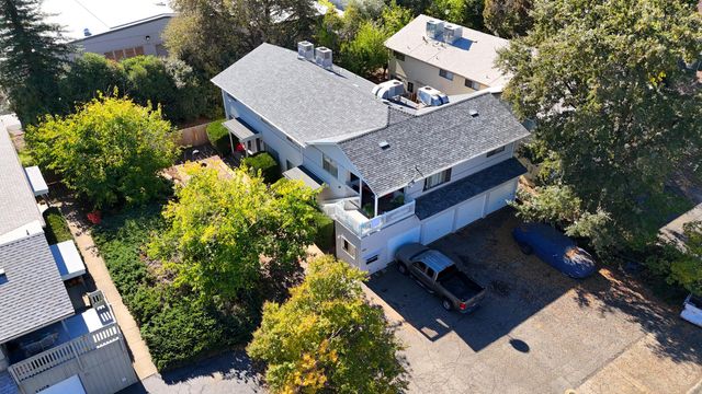 1091 Del Sol Place, Redding, CA 96002