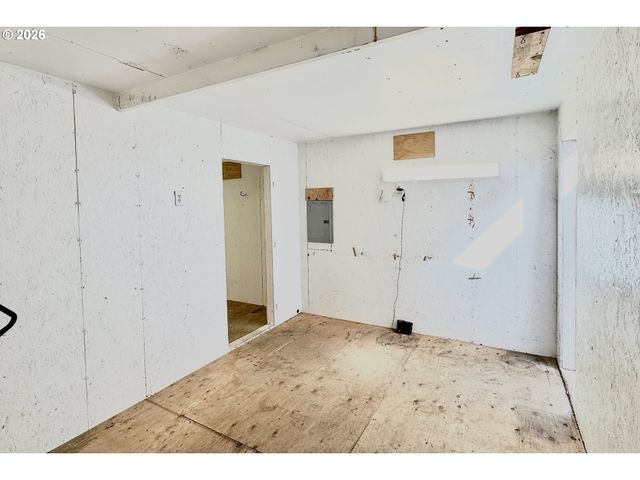 15889 SUNSET STRIP 102, Brookings, OR 97415