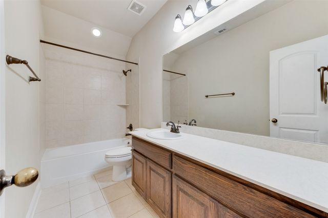 1117 Colony Drive, Greenville, TX 75402