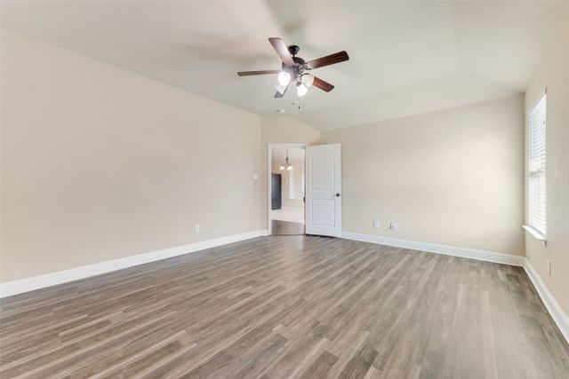 1117 Colony Drive, Greenville, TX 75402