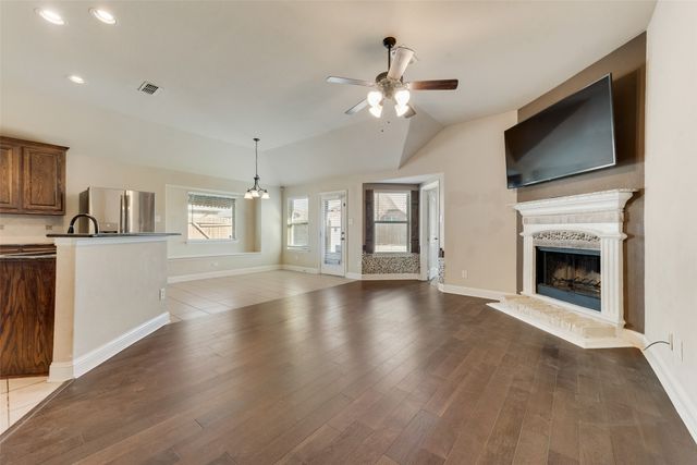 1117 Colony Drive, Greenville, TX 75402