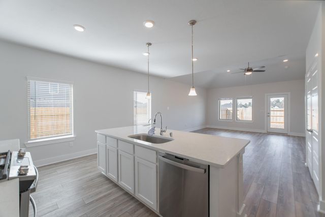 10627 Whitejacket, Conroe, TX 77385