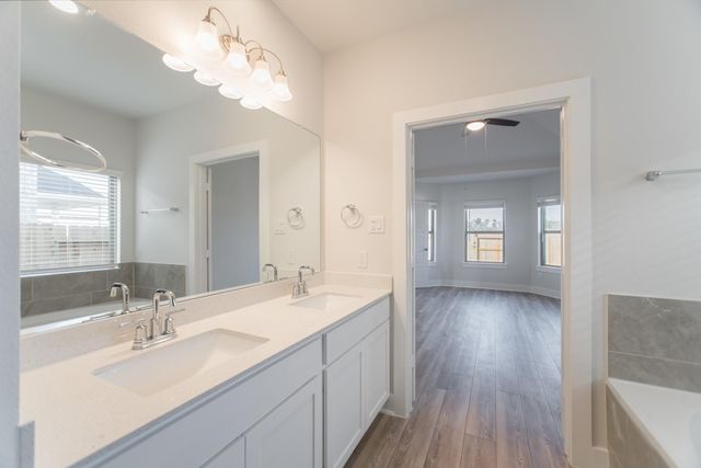 10627 Whitejacket, Conroe, TX 77385