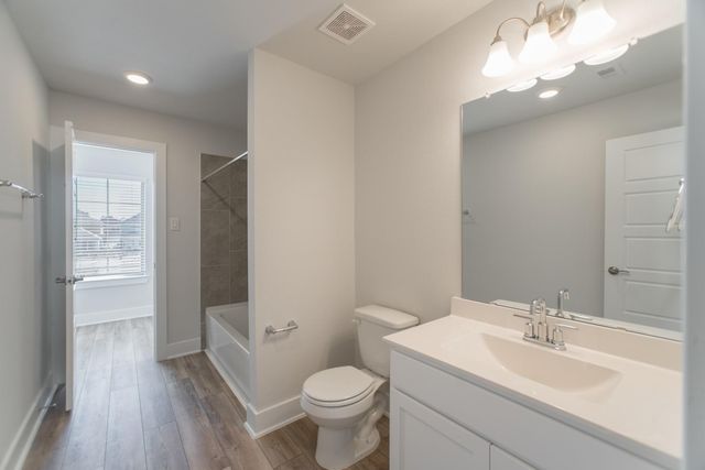 10627 Whitejacket, Conroe, TX 77385