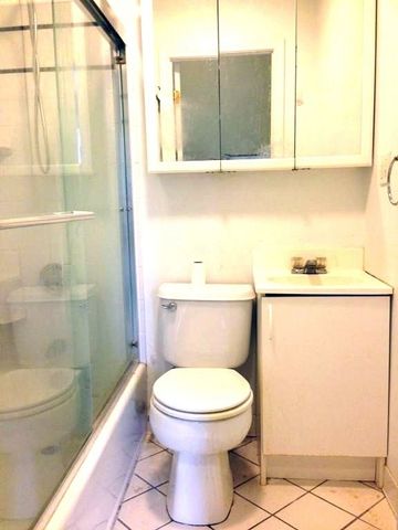 387 Beacon St 4, Boston, MA 02116