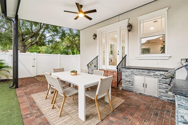 2722 N MYRTLE AVENUE, Tampa, FL 33602
