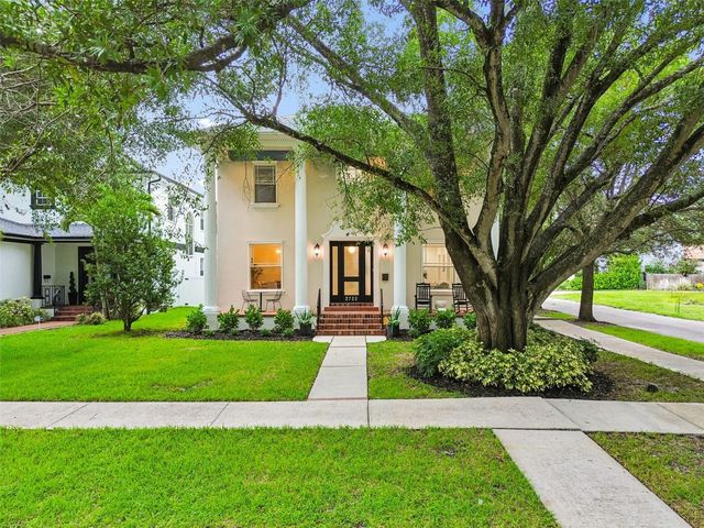 2722 N MYRTLE AVENUE, Tampa, FL 33602