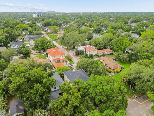 2722 N MYRTLE AVENUE, Tampa, FL 33602