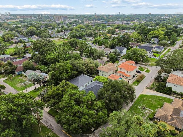 2722 N MYRTLE AVENUE, Tampa, FL 33602