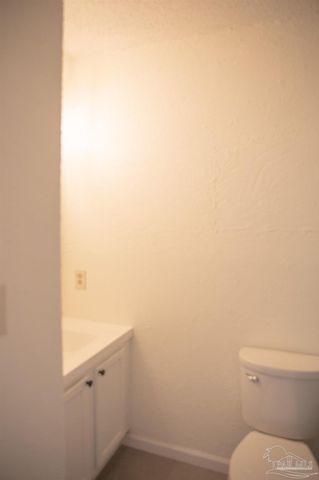 2315 Summit Blvd, Pensacola, FL 32503