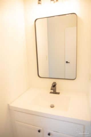 2315 Summit Blvd, Pensacola, FL 32503