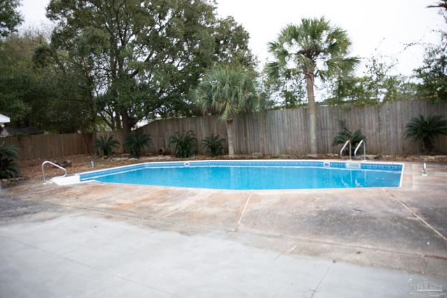 2315 Summit Blvd, Pensacola, FL 32503