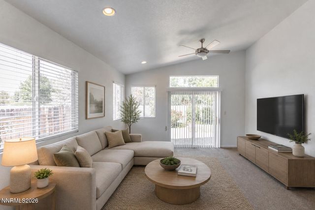 2125 Evergreen Park Drive, Reno, NV 89521