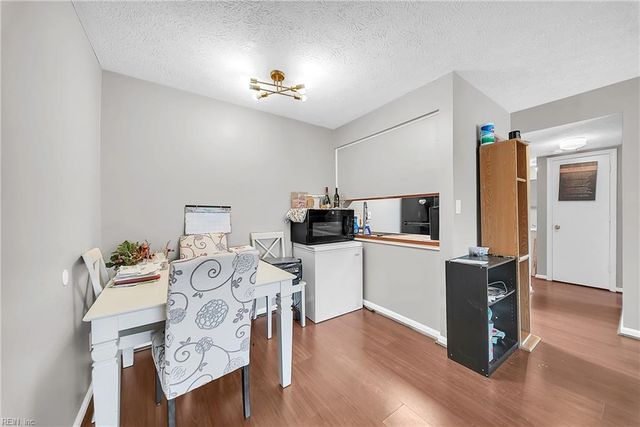 240 Pacific DR, Hampton, VA 23666