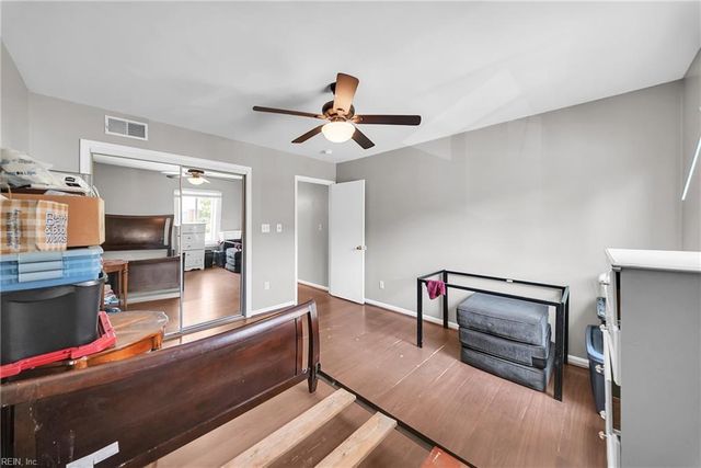 240 Pacific DR, Hampton, VA 23666