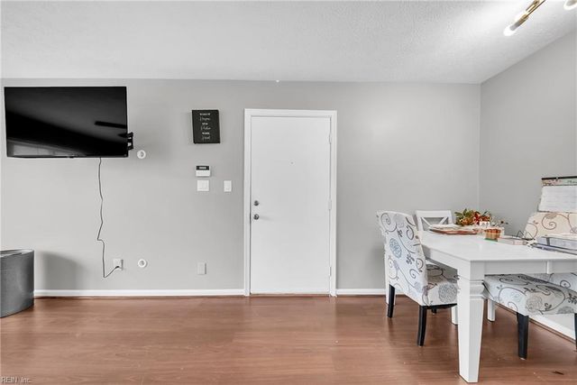 240 Pacific DR, Hampton, VA 23666