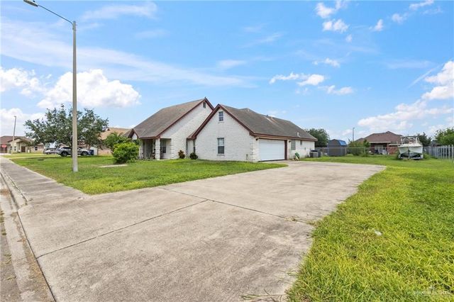 402 Mockingbird Lane, La Villa, TX 78562