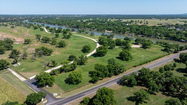 2004 River Ranch Circle, Weatherford, TX 76087