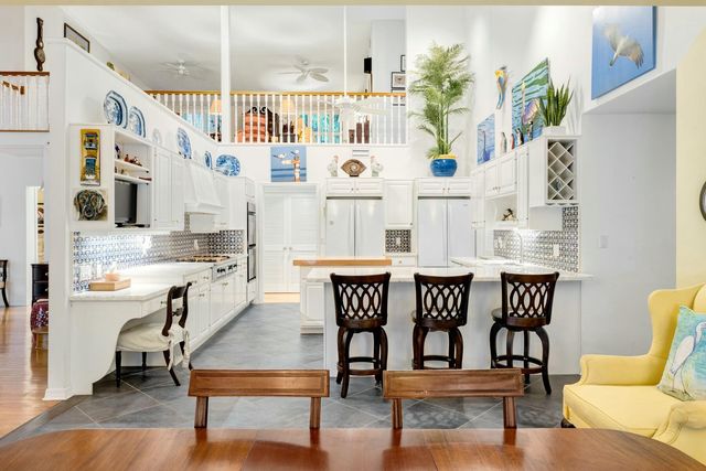 33 Pen Key Drive, Upper Matecumbe Key Islamorada, FL 33036