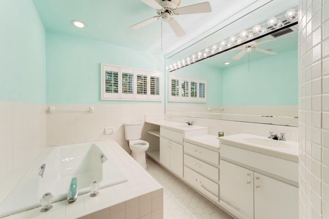 33 Pen Key Drive, Upper Matecumbe Key Islamorada, FL 33036