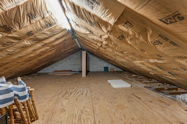 33 Pen Key Drive, Upper Matecumbe Key Islamorada, FL 33036