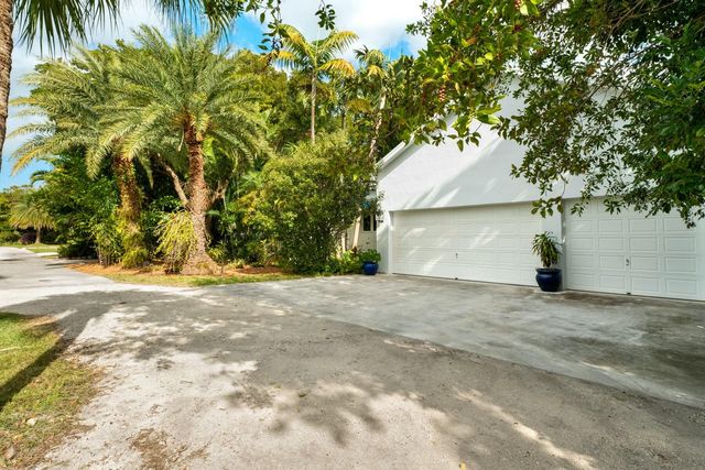 33 Pen Key Drive, Upper Matecumbe Key Islamorada, FL 33036