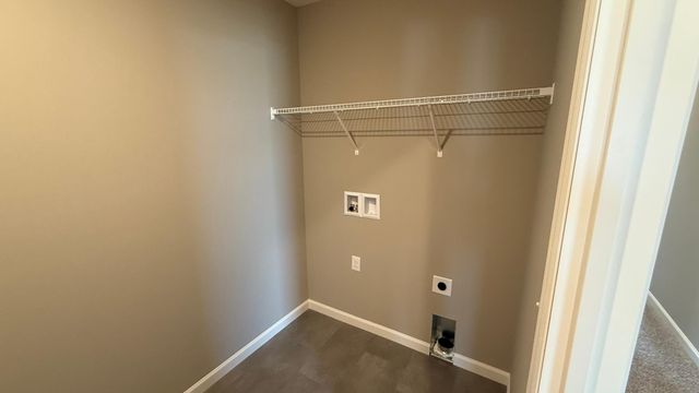 1653 191nd Avenue NE, East Bethel, MN 55011