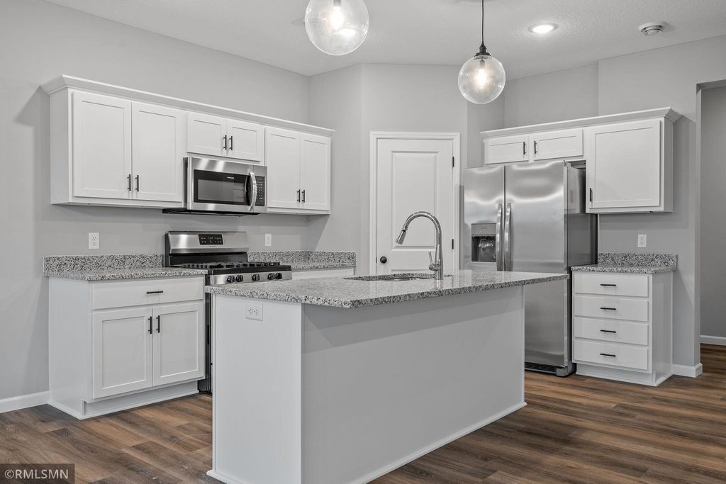 1653 191st Avenue NE, East Bethel, MN 55011 — photo 2