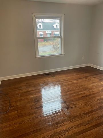 2518 Chatham ST, Roanoke, VA 24012