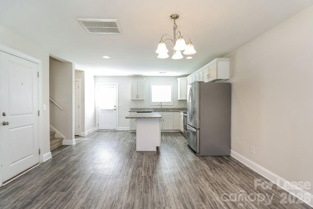 714 E Georgia Avenue, Bessemer City, NC 28016