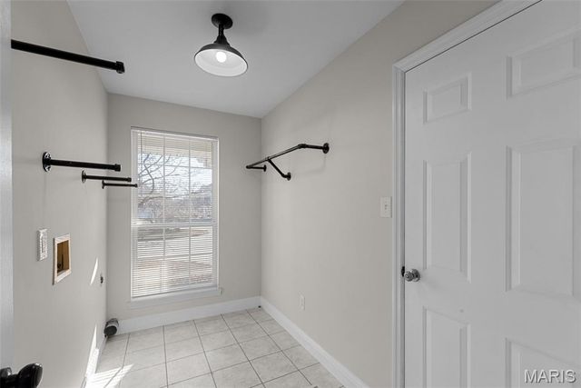 21 Spinning Wheel Lane, St Charles, MO 63368