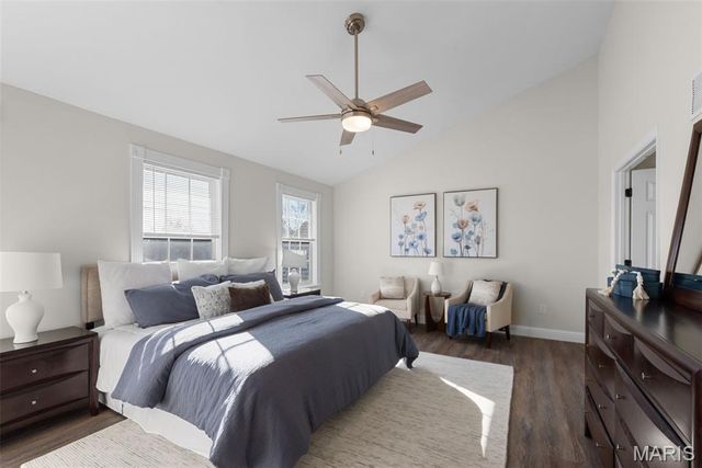 21 Spinning Wheel Lane, St Charles, MO 63368