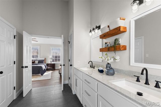 21 Spinning Wheel Lane, St Charles, MO 63368