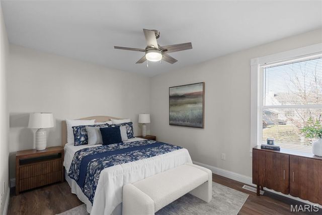 21 Spinning Wheel Lane, St Charles, MO 63368