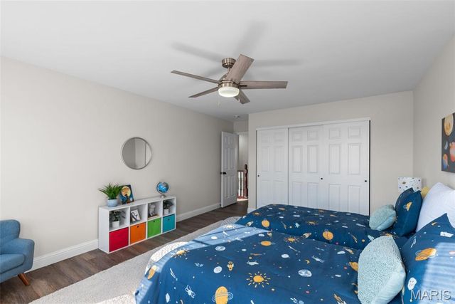 21 Spinning Wheel Lane, St Charles, MO 63368