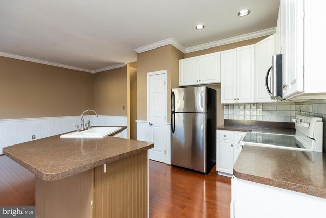 337 ROCKMEADE DR, Wilmington, DE 19810