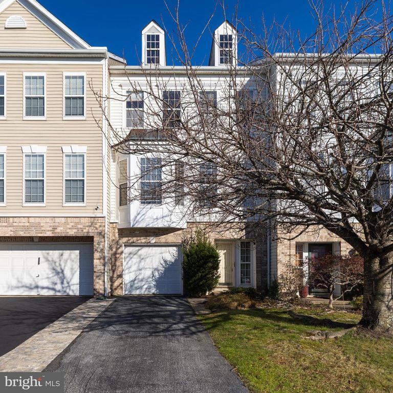 337 ROCKMEADE DR, Wilmington, DE 19810