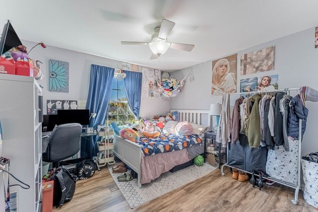 664 Wedgewood Drive, Hanover Park, IL 60133