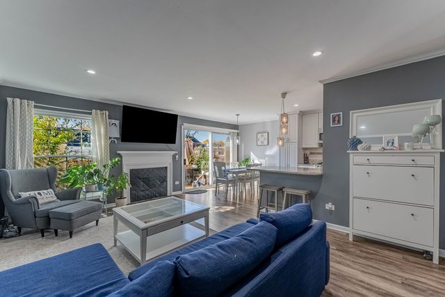 664 Wedgewood Drive, Hanover Park, IL 60133