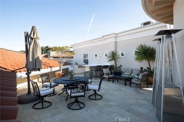 901 Deep Valley Drive 302, Rolling Hills Estates, CA 90274