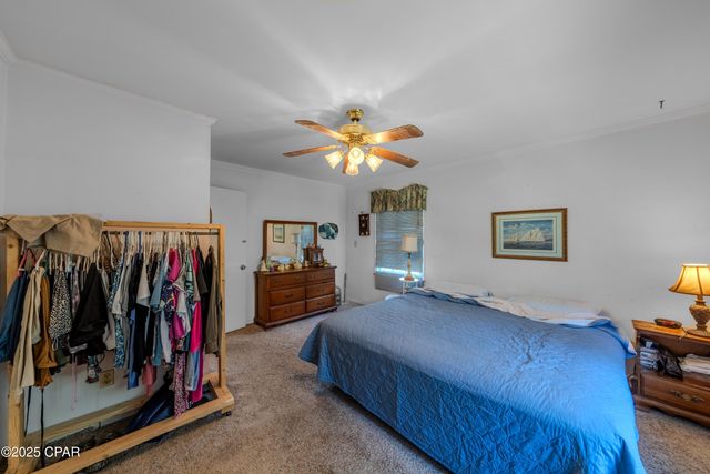 1016 Morgan Avenue, Chattahoochee, FL 32324