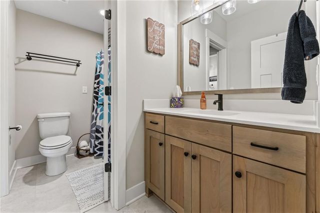 8695 NW 74th Street, Kansas City, MO 64152