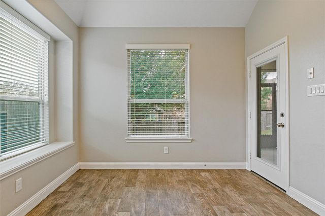 3556 Woods Estates Drive, Conroe, TX 77304