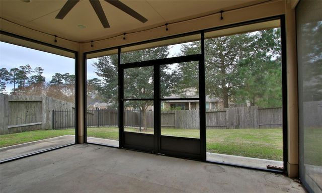 3556 Woods Estates Drive, Conroe, TX 77304